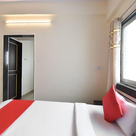 Hotel O Felicita Inn Near Seasons Mall Kharadi Kültér fotó
